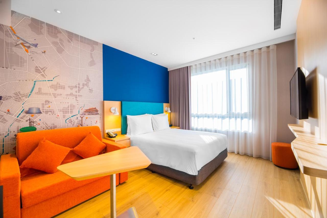 Holiday Inn Express Taichung Fengchia By Ihg Exterior foto